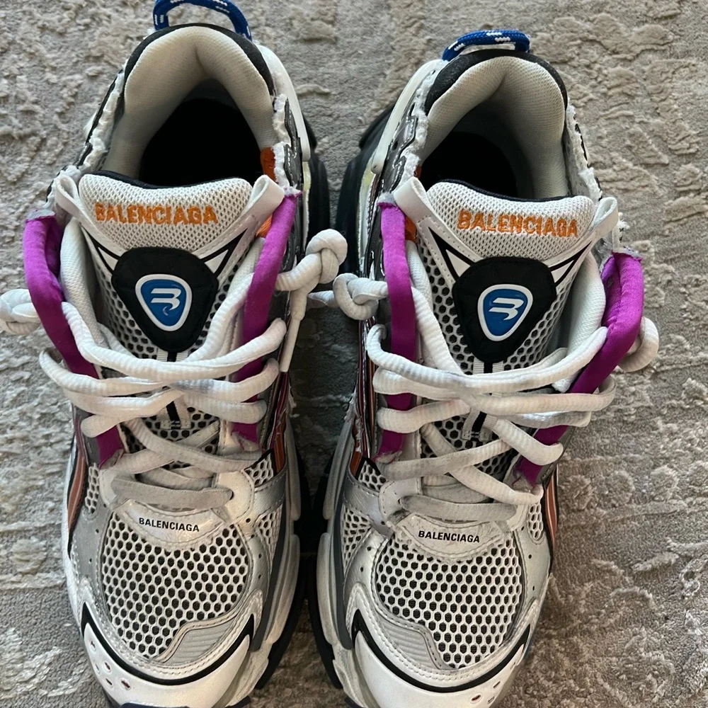 AUTHENTIC BALENCIAGA RUNNER🌈 - Picture 5 of 6